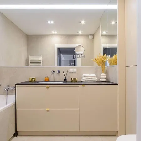 Lumina I Premium 3-room With Parking I Balcony I Manufaktura *