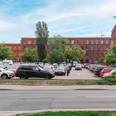 Appartement Lumina Premium With Parking Manufactura