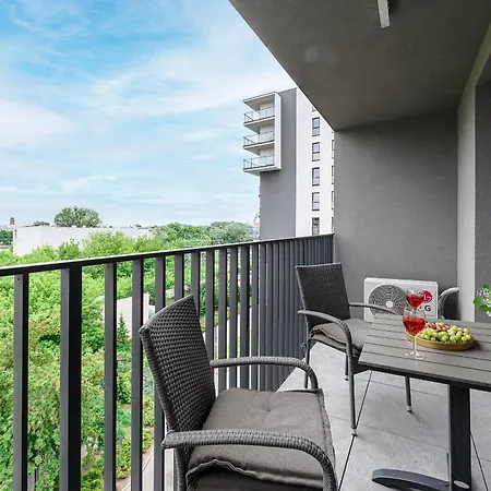 Lumina I Premium 3-room With Parking I Balcony I Manufaktura 아파트 *