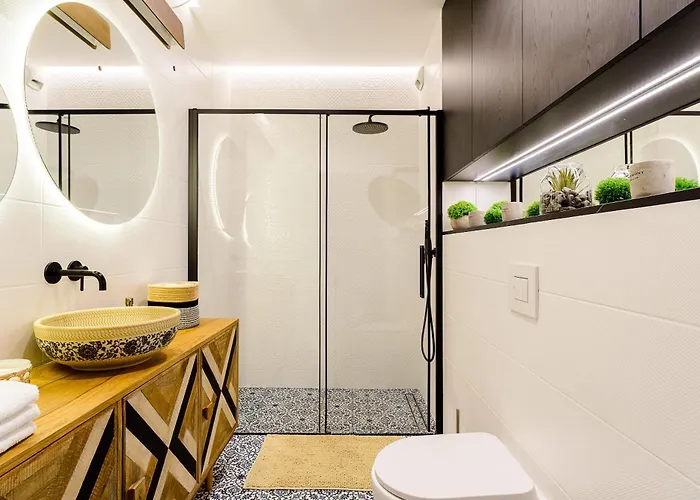 Lumina Premium With Parking Manufactura Łódź