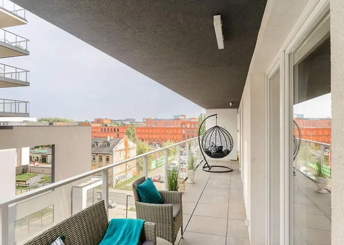 Lumina Premium With Parking Manufactura Лодзь