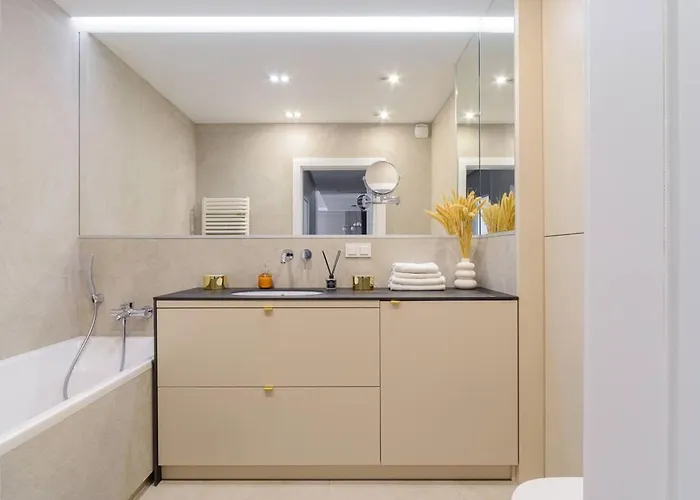 Lumina Premium With Parking Manufactura *