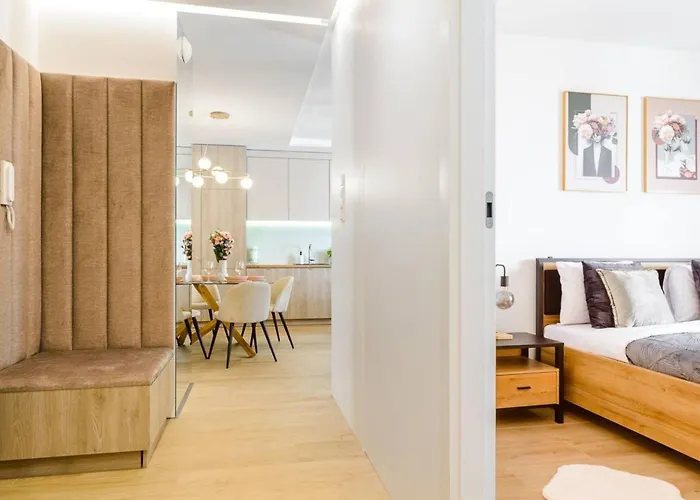 Апартаменти Lumina Premium With Parking Manufactura Лодзь